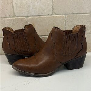 Sofft Brown Leather Ankle Boots